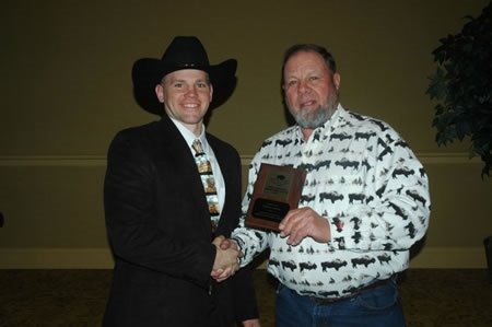 silver_trophy_yearling_heifer_191_livestock_company_fs